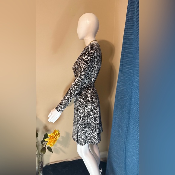 Pre-loved! Loft Elegant Black and White  Dress - Picture 7 of 14